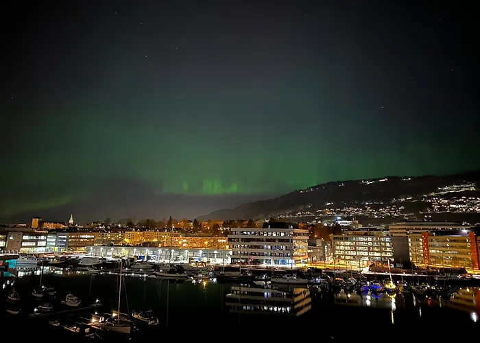 Apartament Nydelige Damsgardsveien, 3-roms Moderne Leilighet!